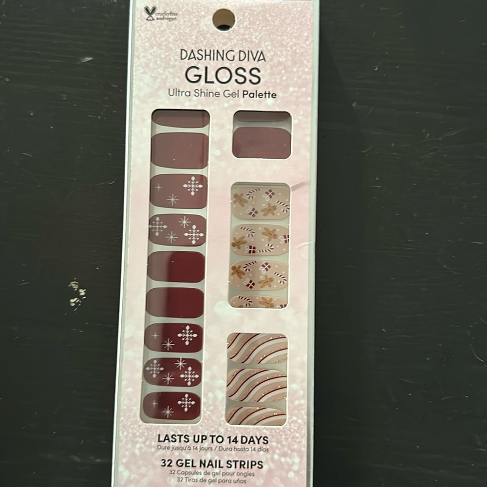 Dashing Diva Gloss Holiday Nail Strips - Candy Graham